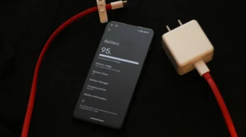 5 عادات يومية تؤدي إلى تدمير بطارية هاتفك بشكل سريع